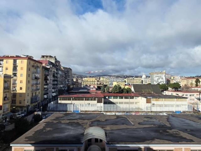 Appartamento in vendita a Napoli NA