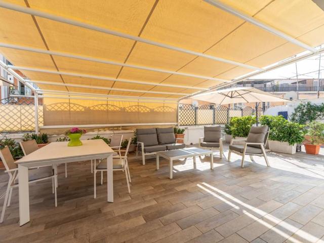 Appartamento in vendita a Napoli NA