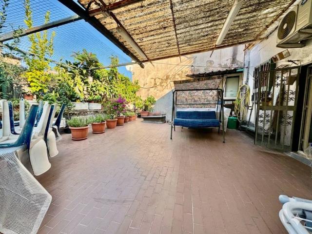 Appartamento in vendita a Napoli NA