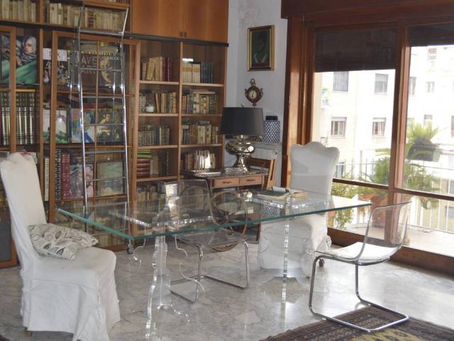 Appartamento in vendita a Napoli NA