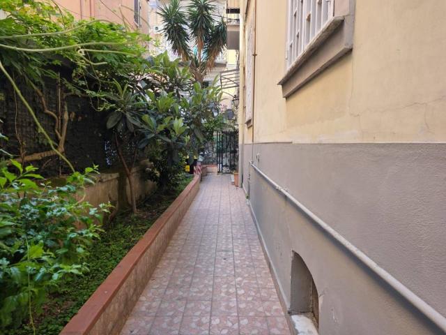 Appartamento in vendita a Napoli NA