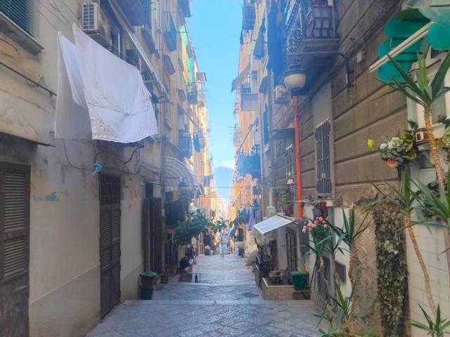 Appartamento in vendita a Napoli NA