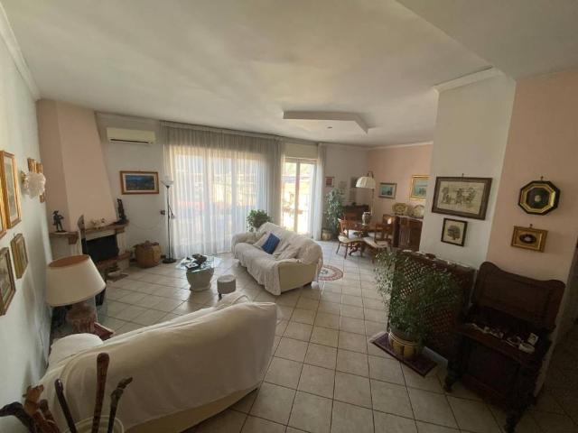 Appartamento in vendita a Napoli NA