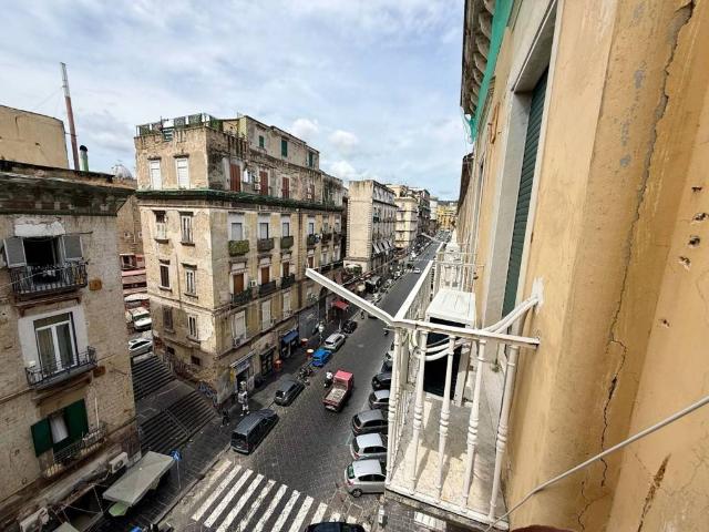 Appartamento in vendita a Napoli NA
