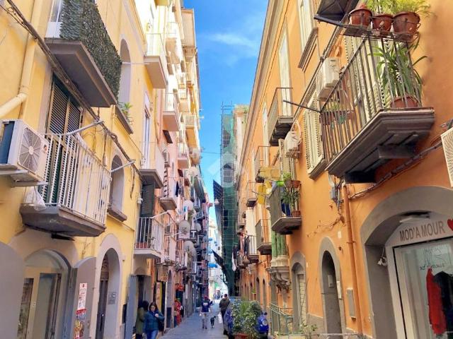 Appartamento in vendita a Napoli NA