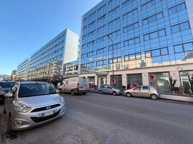 Appartamento in vendita a Napoli NA