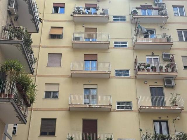 Appartamento in vendita a Napoli NA