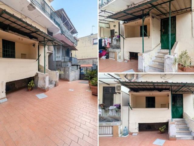 Appartamento in vendita a Napoli NA