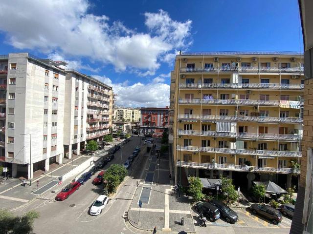 Appartamento in vendita a Napoli NA