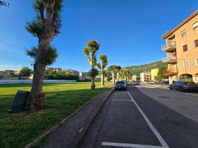 Appartamento in vendita a Napoli NA