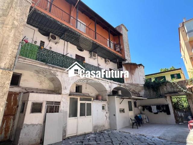 Appartamento in vendita a Napoli NA