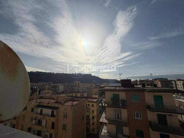 Appartamento in vendita a Napoli NA