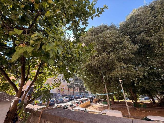 Appartamento in vendita a Napoli NA