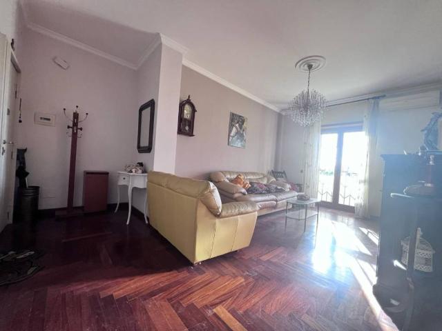 Appartamento in vendita a Napoli NA