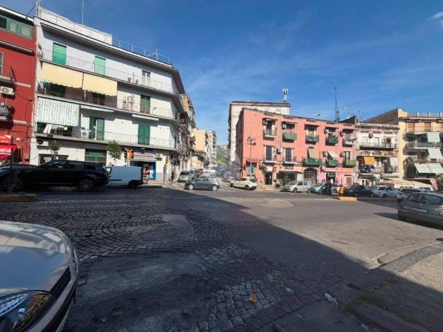 Appartamento in vendita a Napoli NA