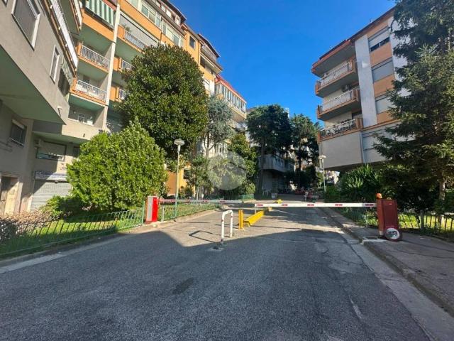 Appartamento in vendita a Napoli NA