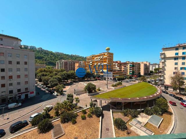 Appartamento in vendita a Napoli NA