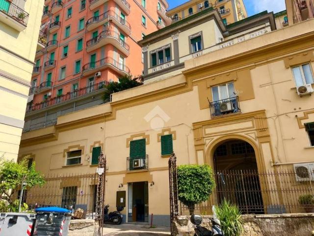 Appartamento in vendita a Napoli NA