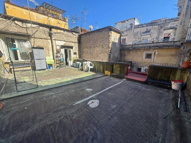 Appartamento in vendita a Napoli NA