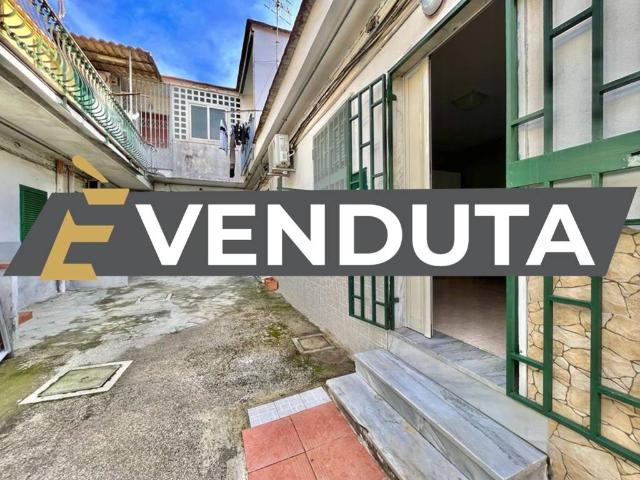 Appartamento in vendita a Napoli NA