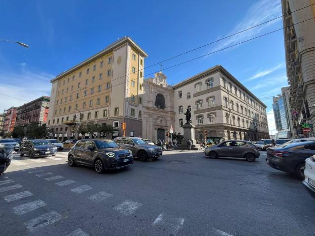 Appartamento in vendita a Napoli NA