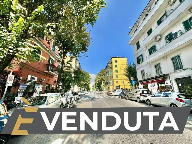 Appartamento in vendita a Napoli NA