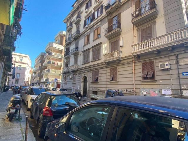 Appartamento in vendita a Napoli NA