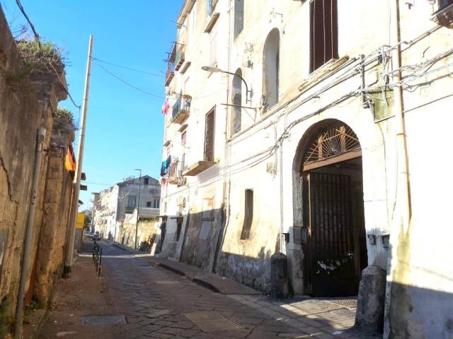 Appartamento in vendita a Napoli NA