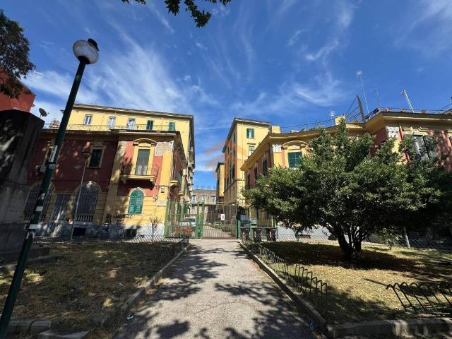 Appartamento in vendita a Napoli NA
