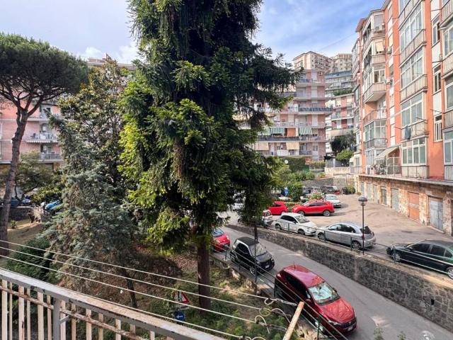 Appartamento in vendita a Napoli NA