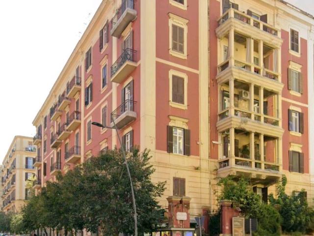 Appartamento in vendita a Napoli NA