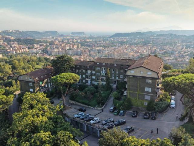 Appartamento in vendita a Napoli NA