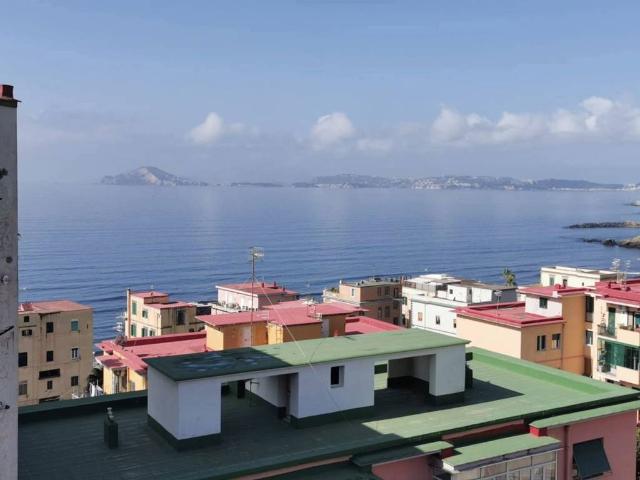Appartamento in vendita a Napoli NA