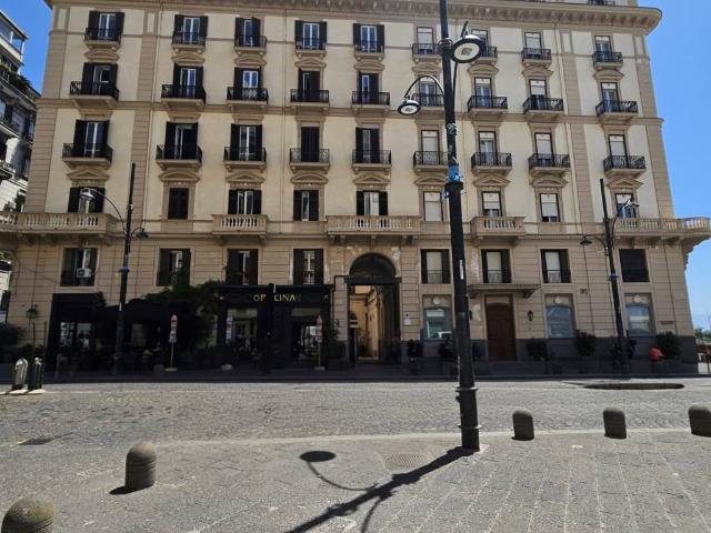 Appartamento in vendita a Napoli NA