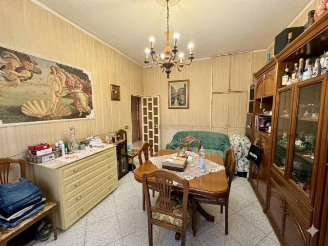Appartamento in vendita a Napoli NA