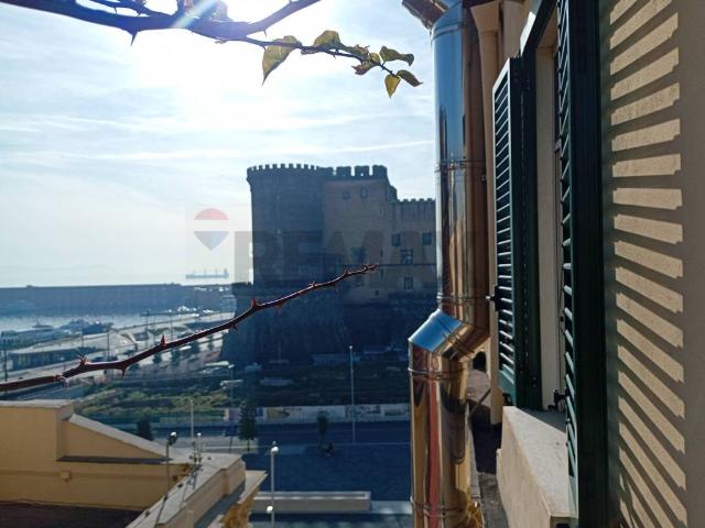 Appartamento in vendita a Napoli NA