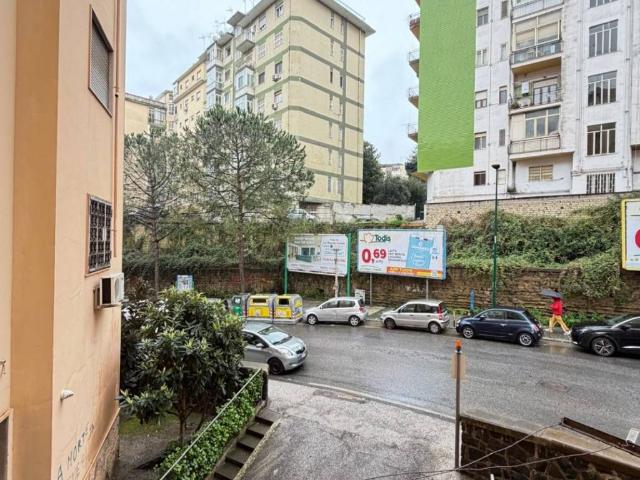 Appartamento in vendita a Napoli NA