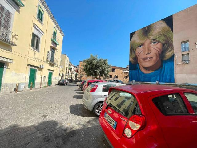Appartamento in vendita a Napoli NA