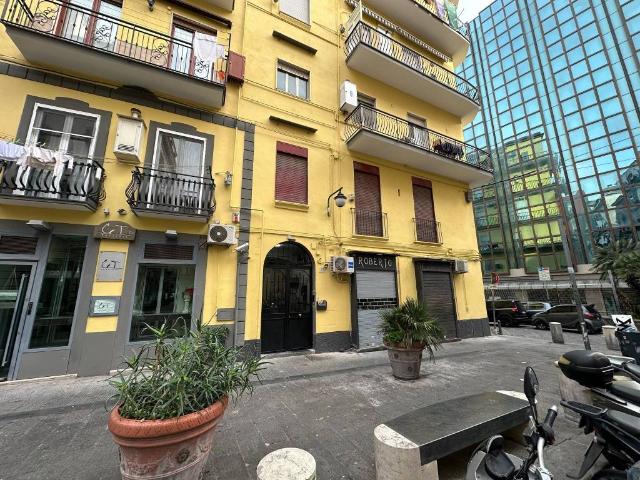 Appartamento in vendita a Napoli NA