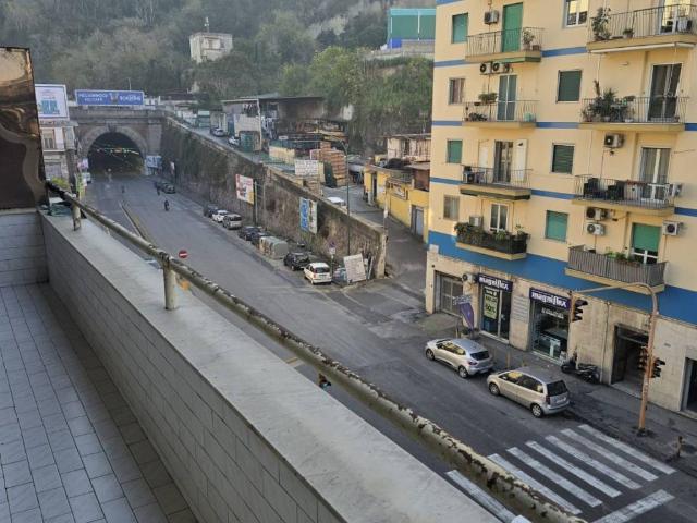 Appartamento in vendita a Napoli NA
