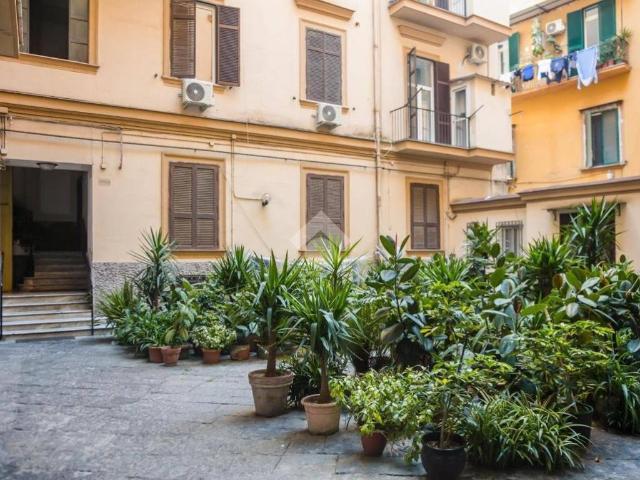 Appartamento in vendita a Napoli NA