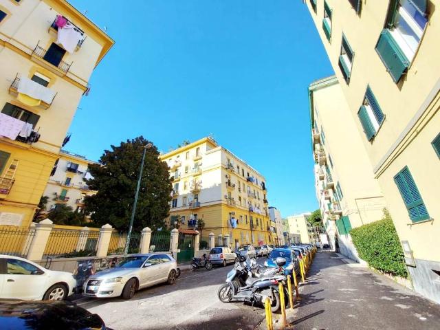 Appartamento in vendita a Napoli NA