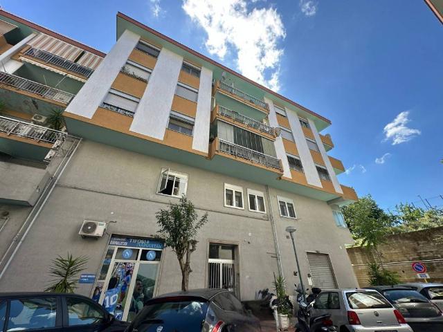 Appartamento in vendita a Napoli NA