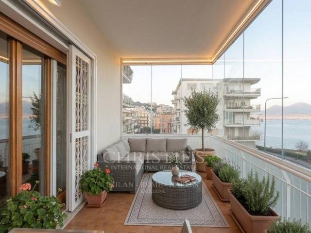Appartamento in vendita a Napoli NA
