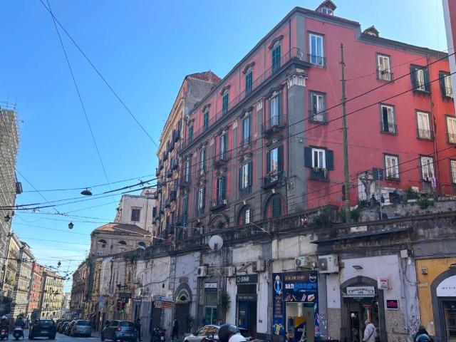 Appartamento in vendita a Napoli NA