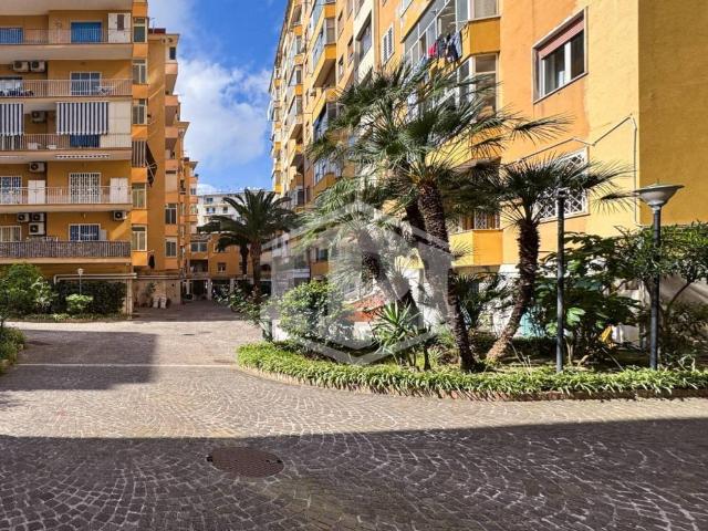 Appartamento in vendita a Napoli NA