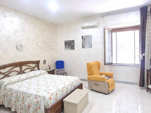 Appartamento in vendita a Napoli NA
