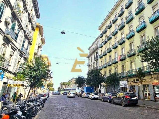 Appartamento in vendita a Napoli NA