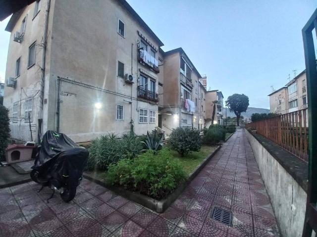 Appartamento in vendita a Napoli NA