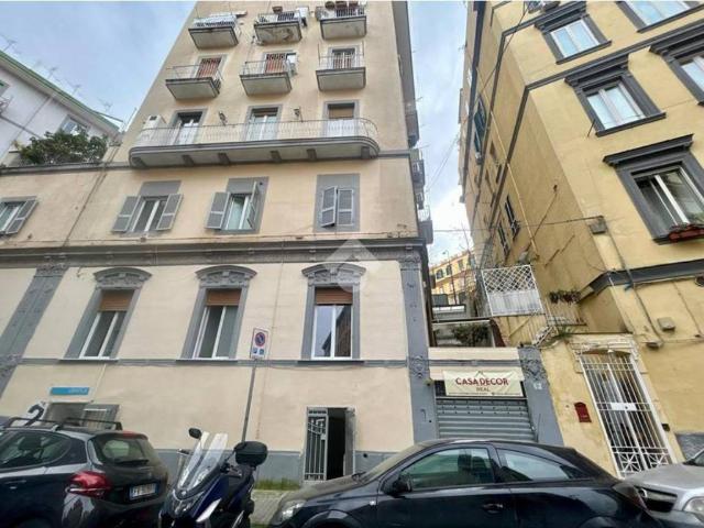 Appartamento in vendita a Napoli NA